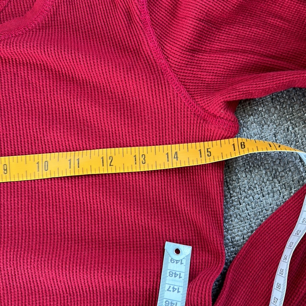 Gap Women’s Long Sleeve Red Thermal Size Medium - Picture 3 of 7